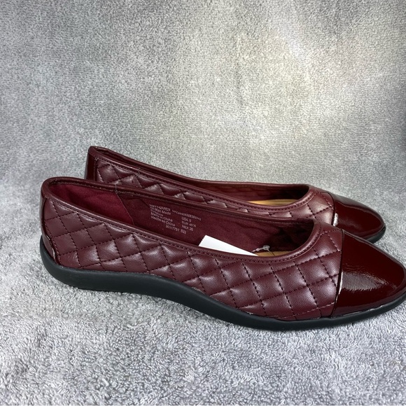 Time And Tru Shoes Women’s Size 9 Flats Slip On Burgundy New - Picture 1 of 10